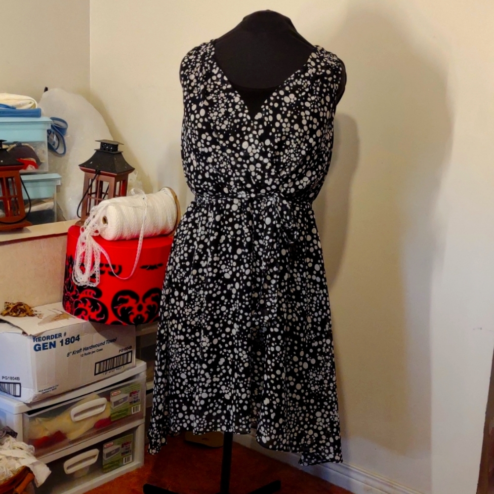Black and white polka dot hi-low dress